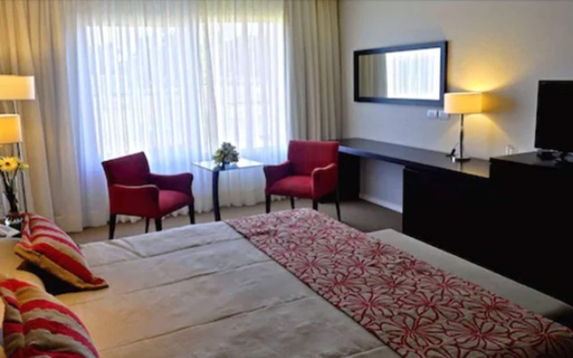 Howard Johnson by Wyndham Piedras Moras