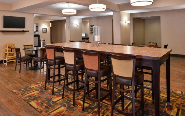 Wingate by Wyndham Steubenville