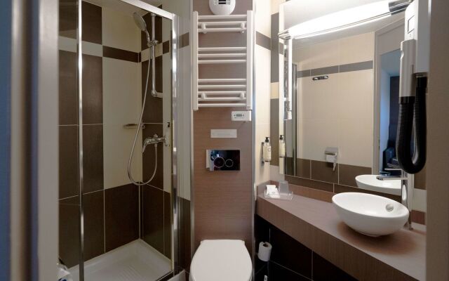 Best Western l'Atelier 117