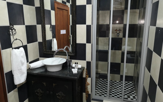 Excalibur Boutique Hotel