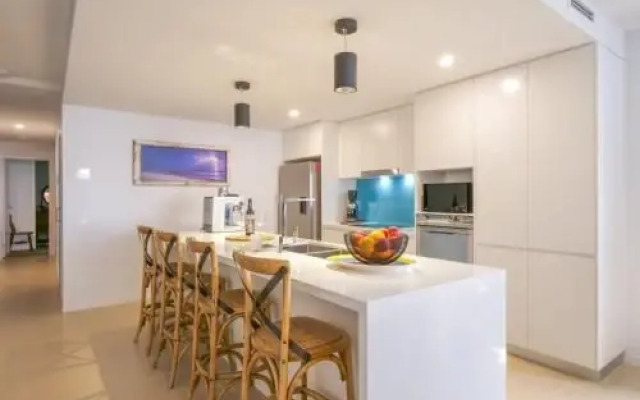 Aqua View 202 Twentynine Canberra Tce Kings beach