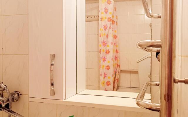 Studio apartment on Demonstration Street 8