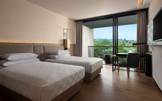 Royal Tulip Gunung Geulis Resort and Golf