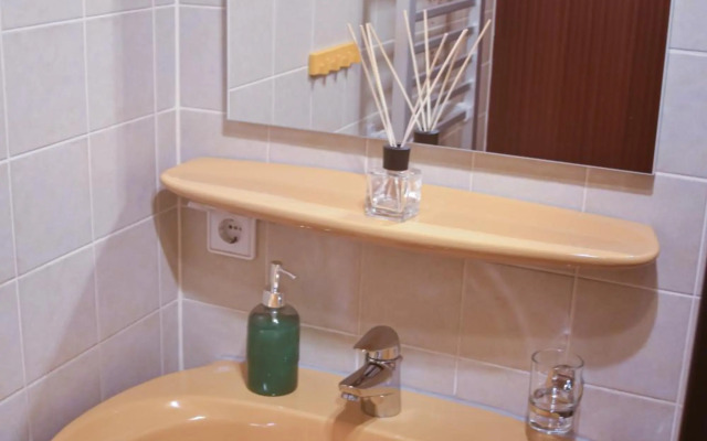 Fewo Zeus mit Terrasse, Grill,Garage,Netflix