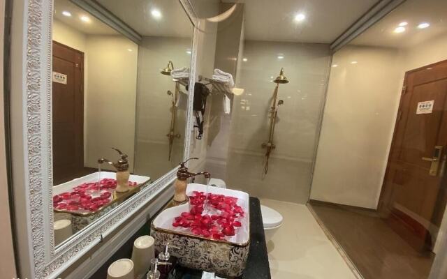Hoang Gia I Hotel Yen Xa - by Bay Luxury