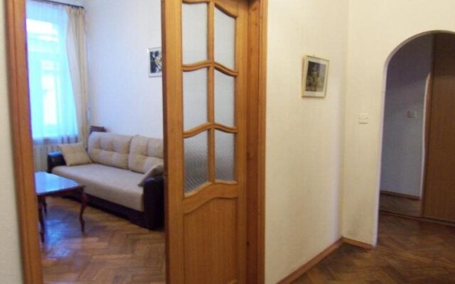 Intermark Serviced Apartments - Patriarch's Ponds Area