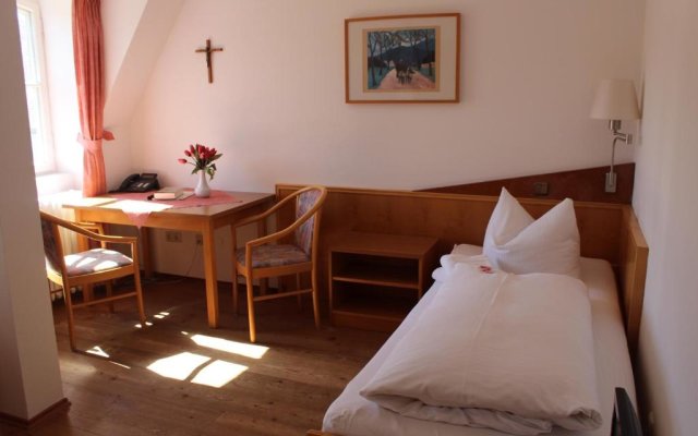 Kloster Benediktbeuern - Gästehaus der Salesianer Don Bosco