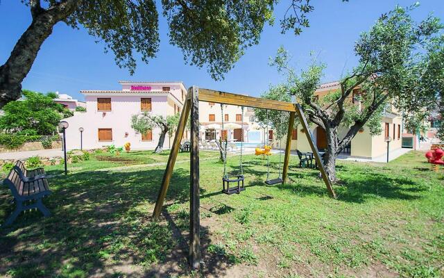 Flat close to stores in Sos Alinos