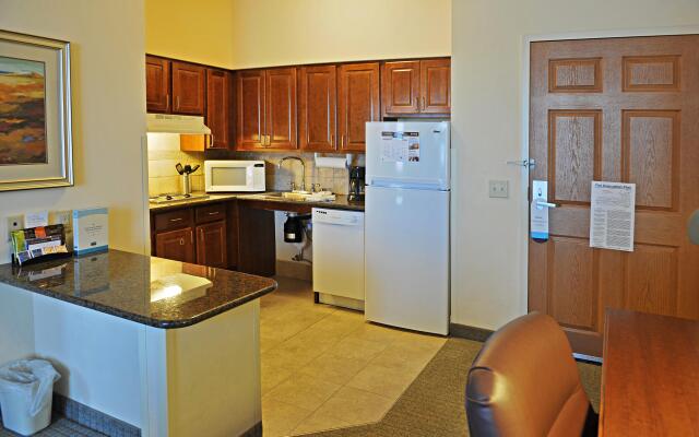 Staybridge Suites Milwaukee West-Oconomowoc by IHG