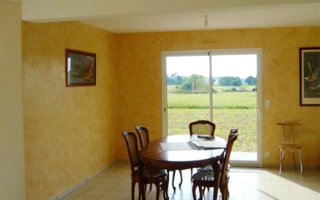 House with 2 Bedrooms in Plurien, with Furnished Terrace