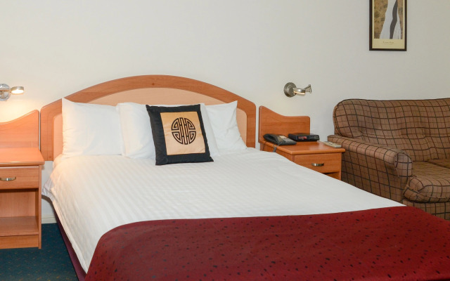 Pegasus Motor Inn and Serviced Apartments