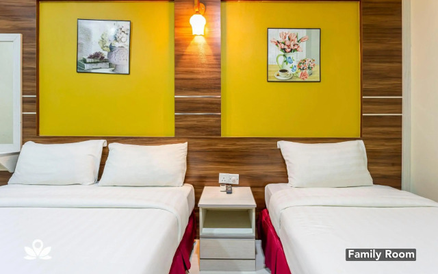 Golden Night Hotel