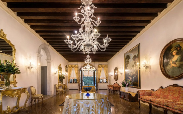 Hotel Villa Franceschi