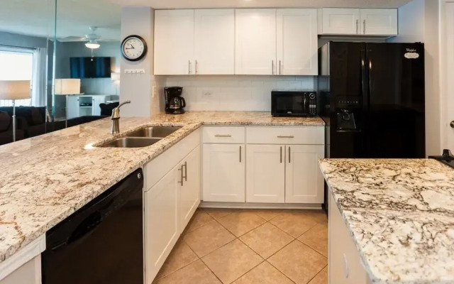 Windjammer Oceanfront Condominiums