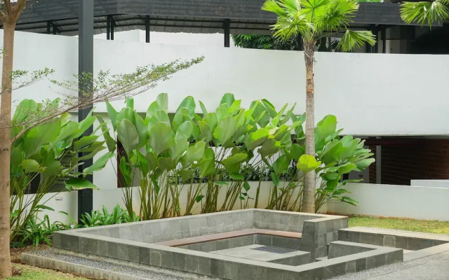 1br Apartment with Study Room at Gallery West Residence