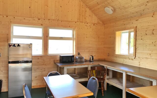 Canadian Princess Lodge & Marina