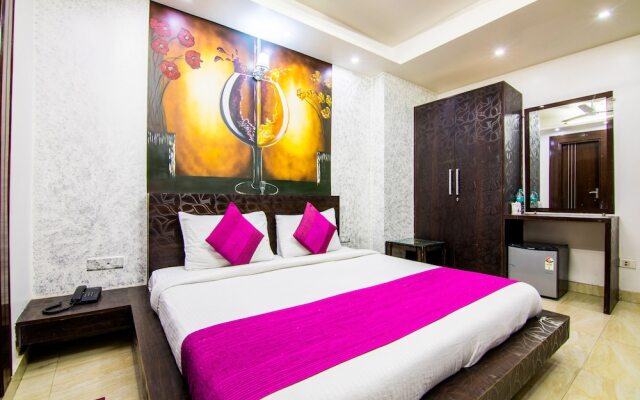 OYO 14385 Golden petal rooms