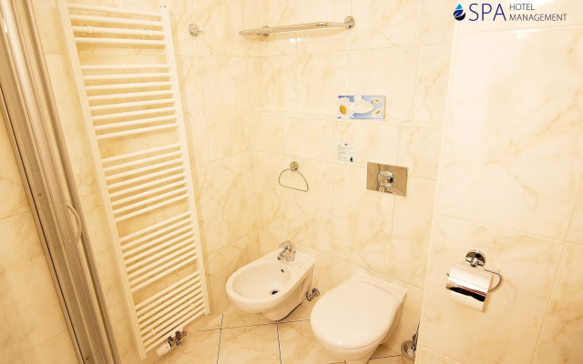 Humboldt Park Hotel And Spa