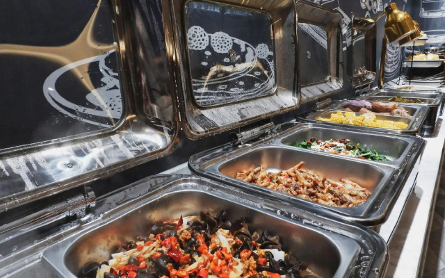 Huangzhicheng Hotel (Kunming Century City Dadu Motian Branch)