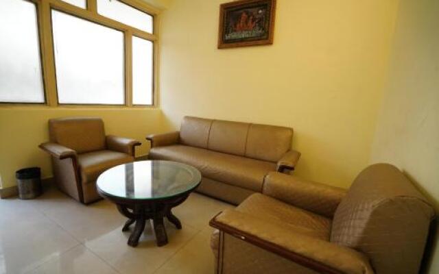 OYO 44364 Hotel Gaurab