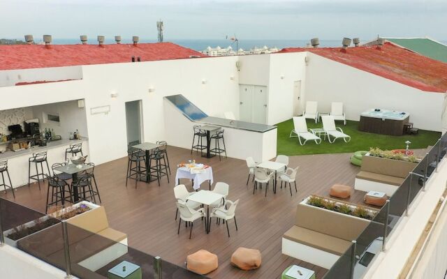 DAOS Suites Terrace Marbella