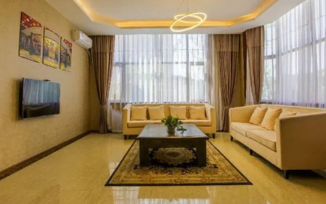 Guangyuan Empress Hot Spring Hotel