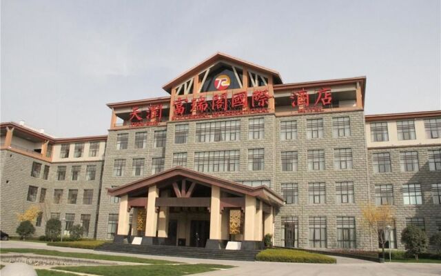 hotelImage