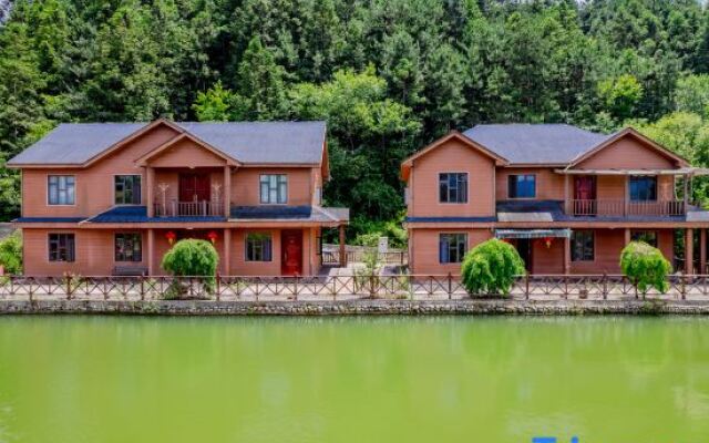 Yueqixi·Small Village Homestay (Tiantangzhai Scenic)