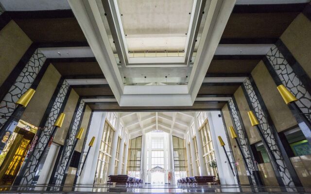 Austin Heights Golf and Hotel Resort