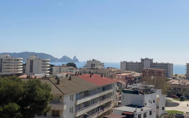 Flat with POOL 600m from the BEACH