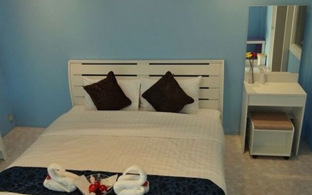 Runway Station Resort