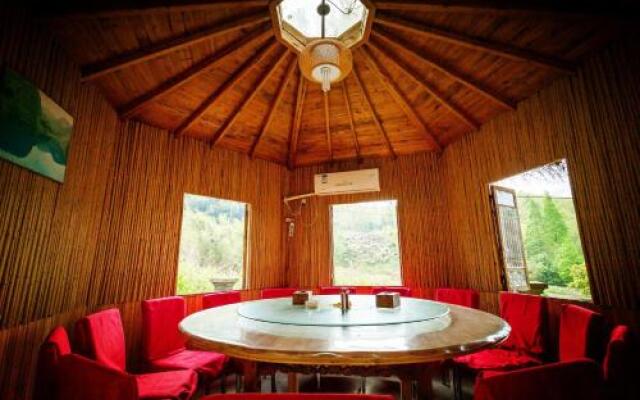 Mogan Mountain Yunpan Xingxi Guesthouse