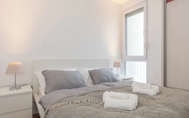 Zozo, Modern Two-Bedroom Suite