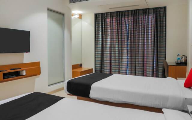 Capital O 18735 Hotel Ranjeet