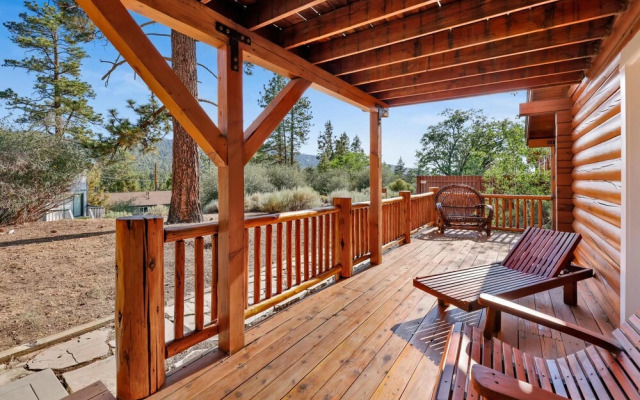 Arktos Jewel-589 by Big Bear Vacations
