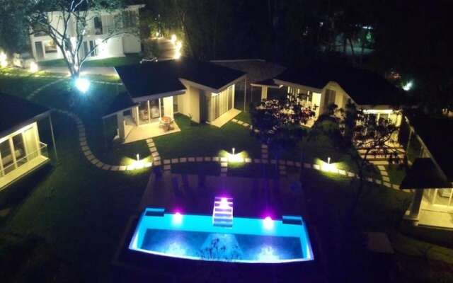 Adeluna Luxury Villas