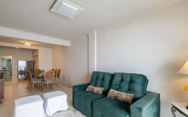 Apt w/ Balcony and Oceanfront View in BC - Ipc0901