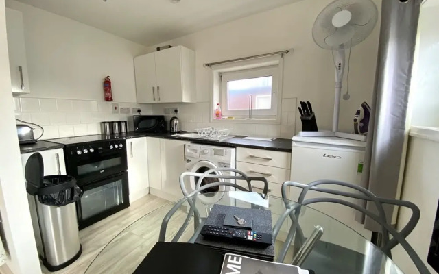 Kennedy House - Beachfront