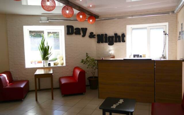 Day & Night — хостел