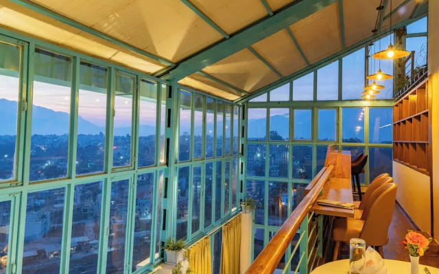 Mhendo Hotel & Studio Suites