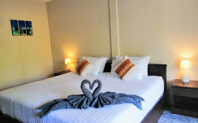 Naiharn Beach Resort – Guest Rooms – Phuket Town