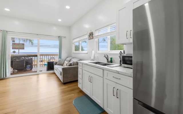 Ocean View Deck near Pipeline 2BR