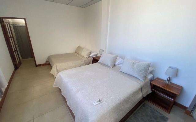 Hostal Baltra (Galapagos Apart and Suites)