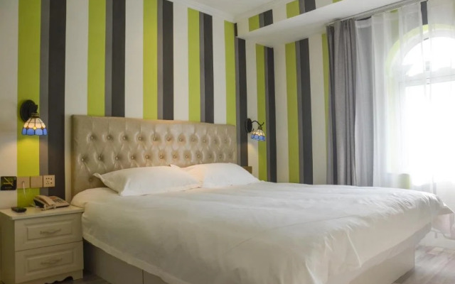 Qingdao Xiehou International Youth Hotel