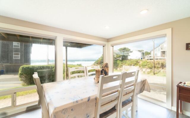 Neptune Beach - 3 Br Home