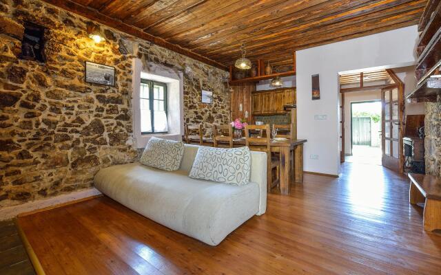 Pet-friendly Holiday Home in Sukošan with Hot Tub