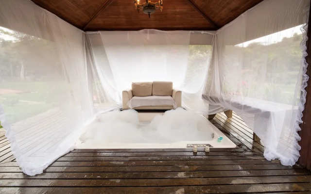 Hotel Fazenda Cachoeiras de Cavaru