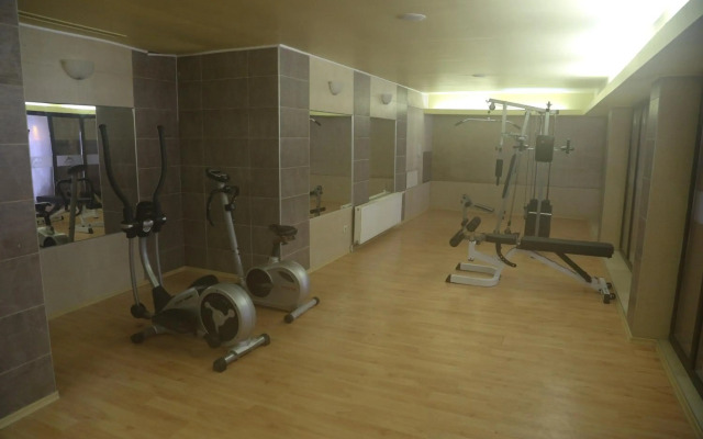 Mountain Paradise by Walnut Trees Apart hotel