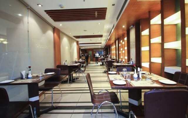 O2 VIP Hotel