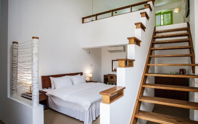 Oasis Hotel